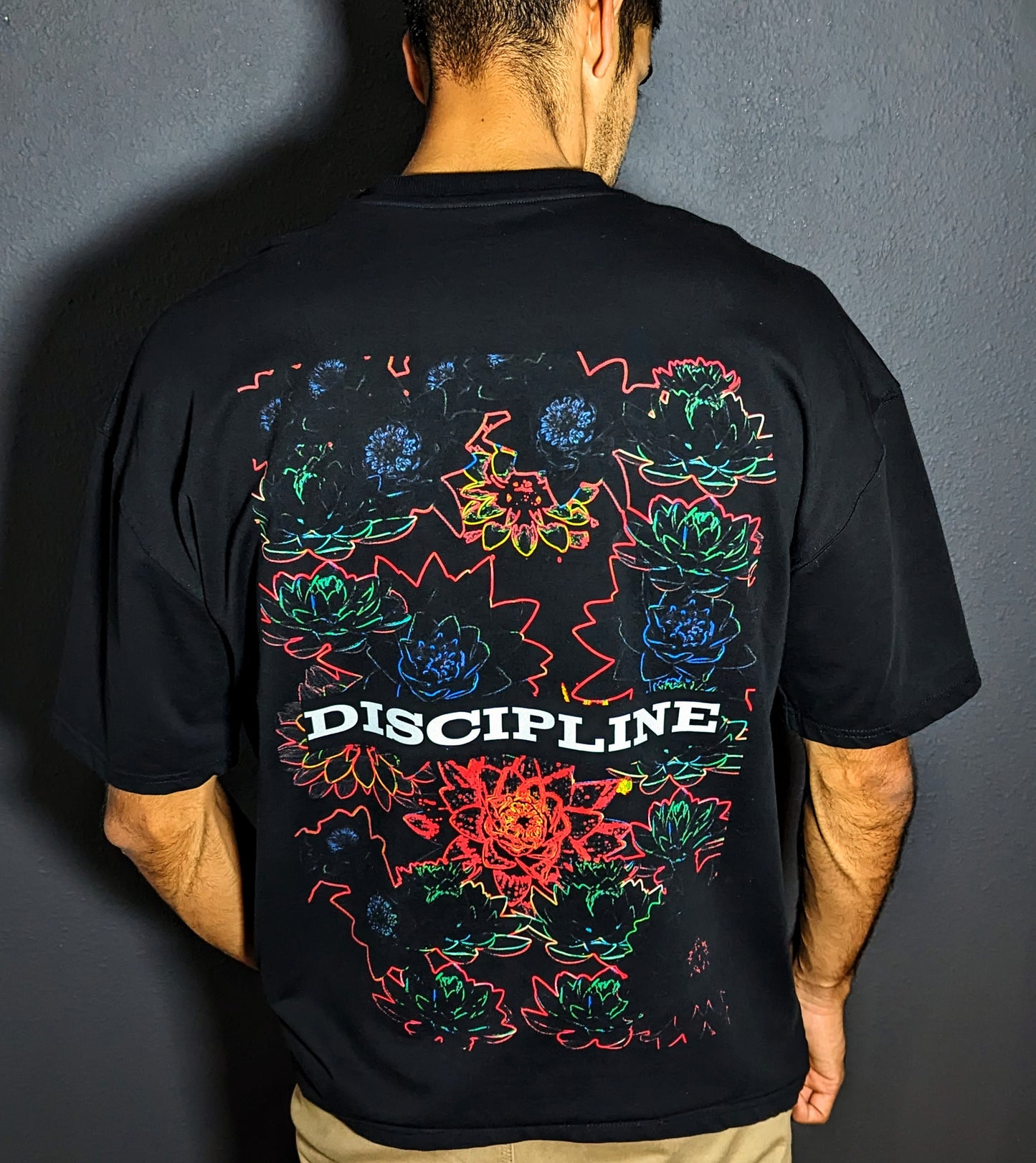 Oversize T-shirt. DISCIPLINE
